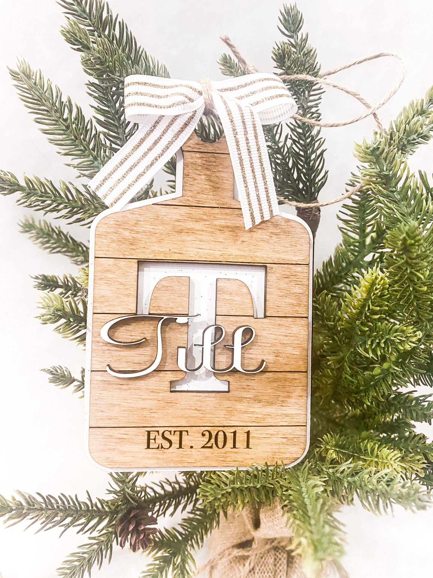 Personalized Cutting Board Ornament, Gift for Her, New Home Gift, Last Name Ornament, Monogram Ornament, Custom Ornament, Gift Ideas