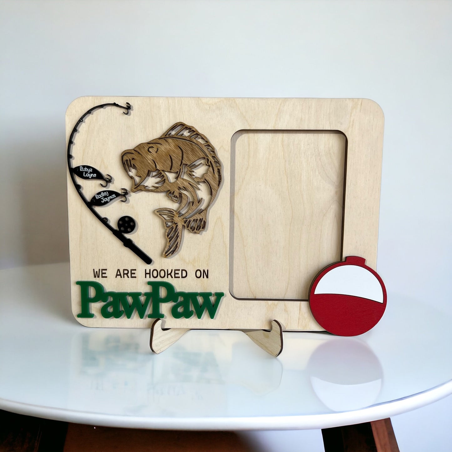 Custom Fishing Frame For Dad/Grandpa, Hooked on Daddy Gift, Father's Day Gift for Dad/Grandpa,Gift for Dad,Personalized Gift Ideas from Kids