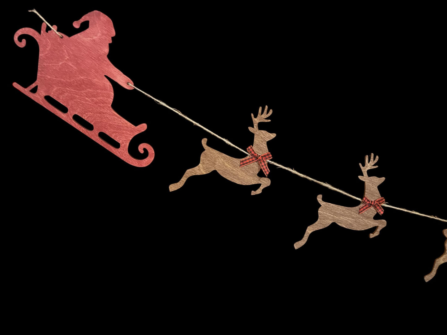 Santa sleigh garland, Reindeer garland, Christmas Mantel Decor, Holiday wood garland, Santa reindeer garland, Farmhouse Christmas decor