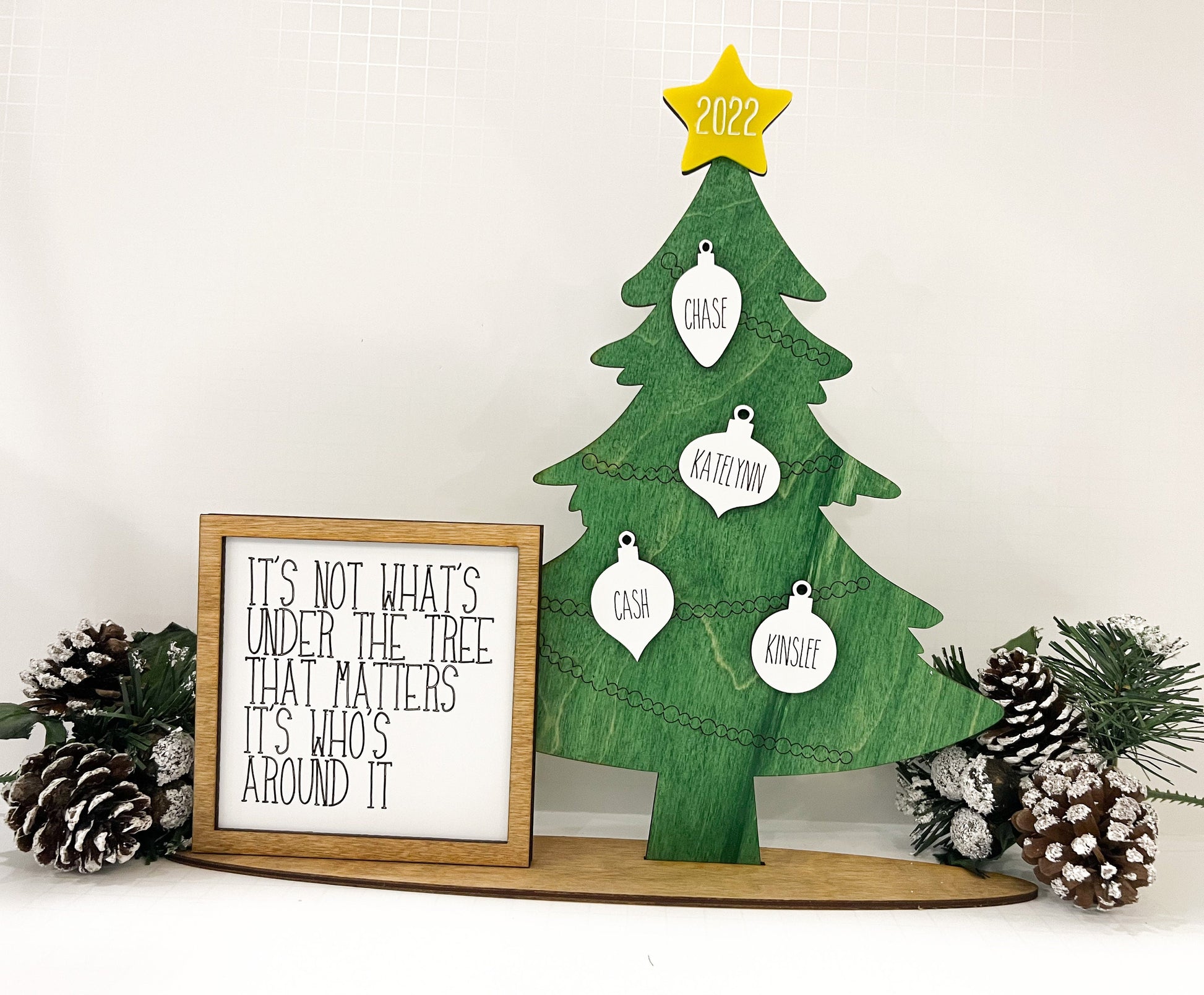 Personalized Standing Christmas Family Tree, Gift for Her, Christmas Home Decor, Holiday Decor, Holiday Gift Ideas, Personalized Decoration