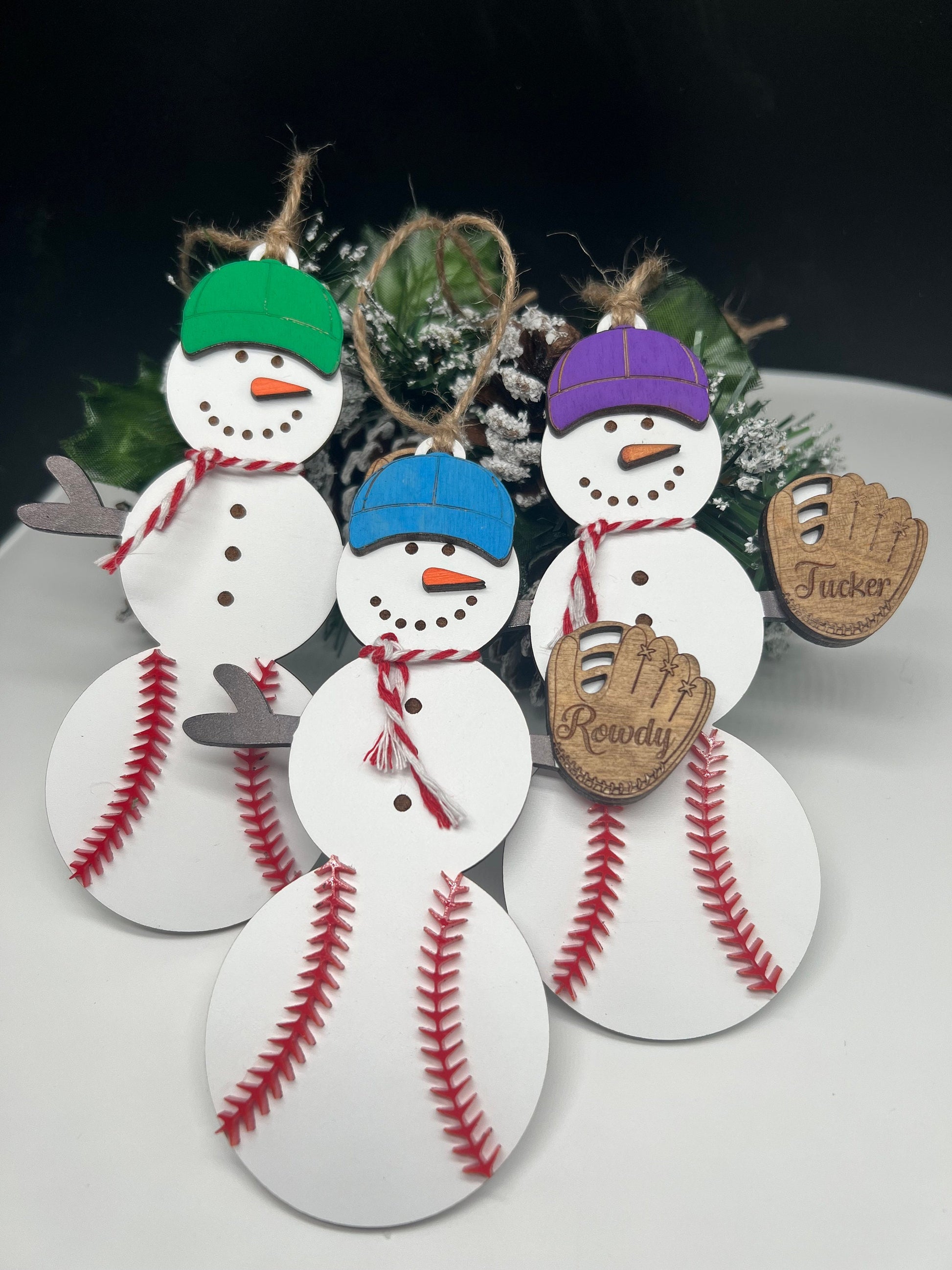 Personalized Baseball Snowman Ornament, Gift for Coach, Softball Gift, Baseball Ornament, Christmas Tree Decor, Snowman Ornament, Coach/kids
