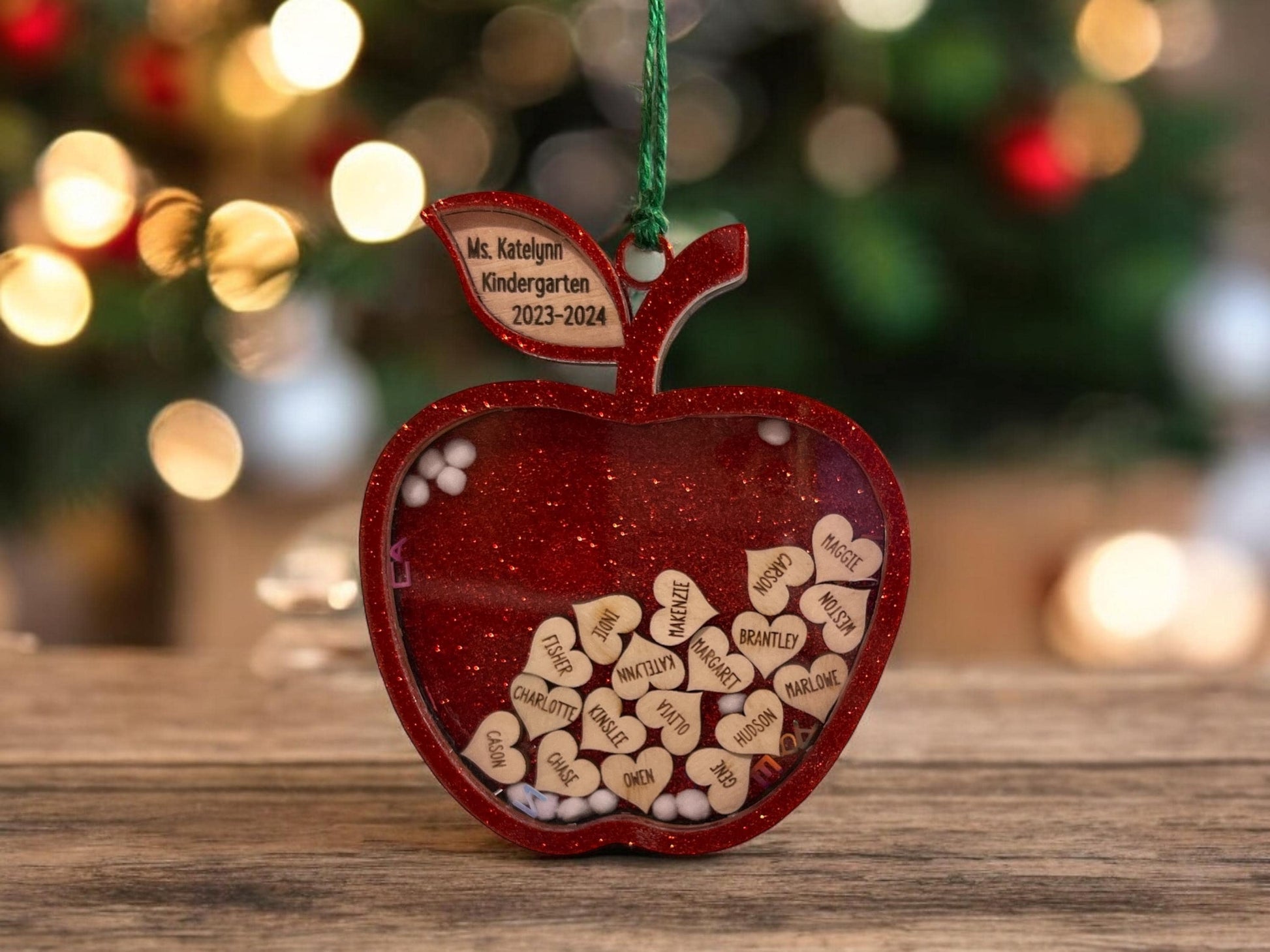 Personalized Teacher Shaker Apple, Back to school, Gift from Student, Christmas Ornament, End of school gift, Gift for Teacher, Class Gift
