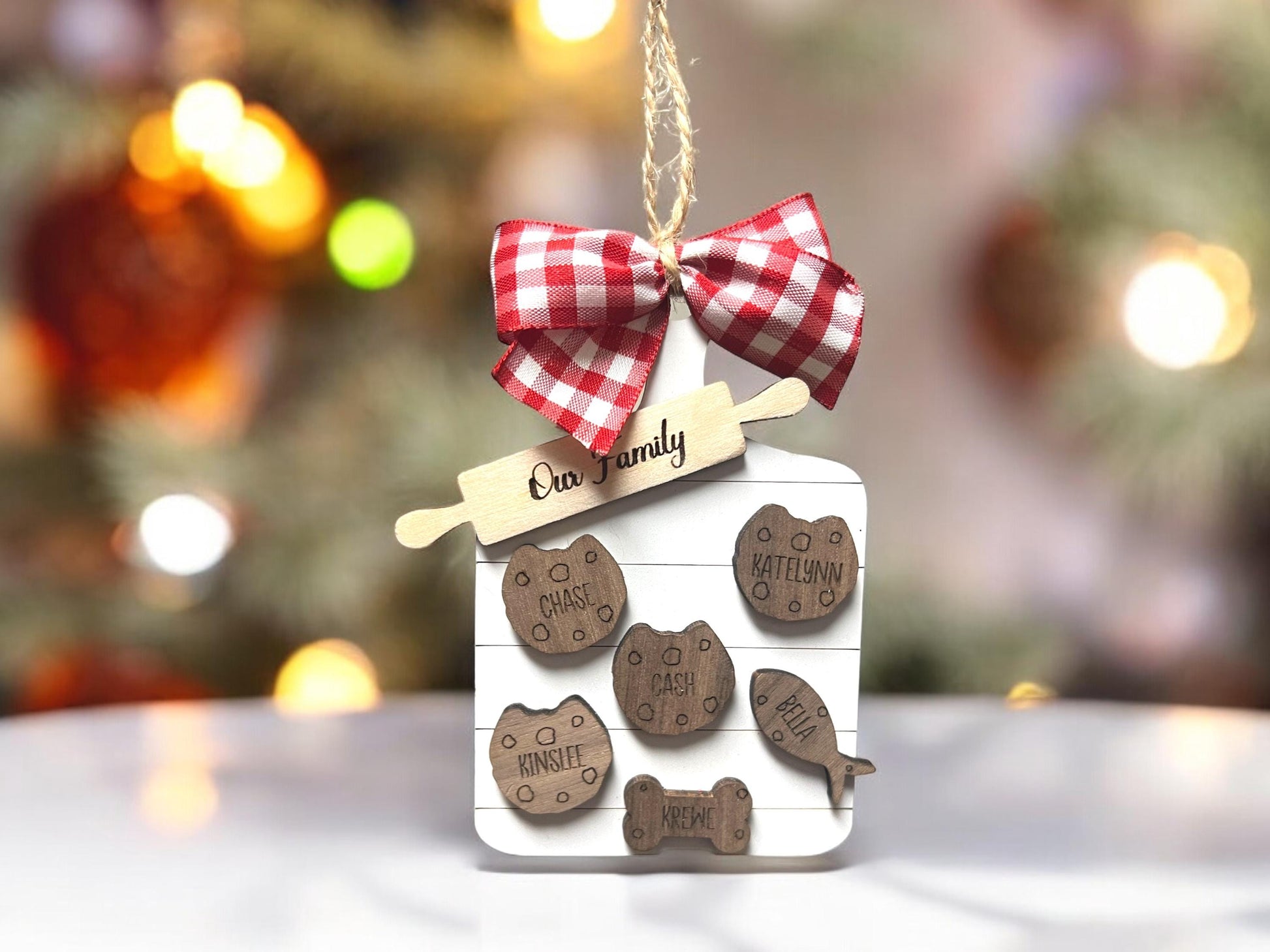 Personalized Family Cookie Ornament, Grandparent Ornament, Pet Ornament, Santa's Favorite Ornament, Gift for Her/Him, 2024 Family Ornament