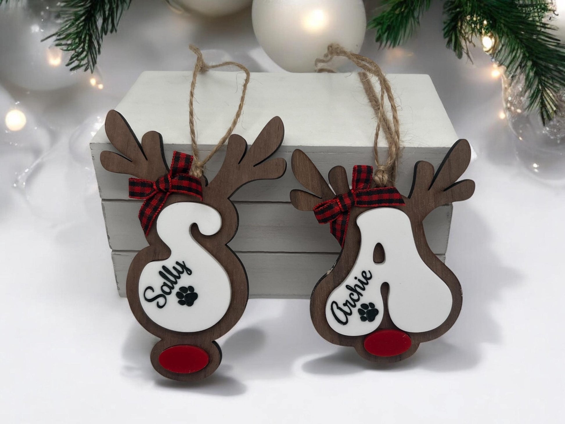 Personalized Reindeer Letter Ornament, Santa Reindeer, Monogram Name Christmas Ornament, Family ornament, Christmas Tree Decor, Stocking Tag