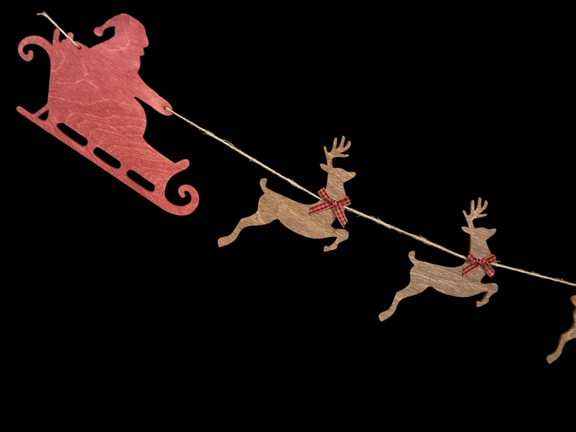 Santa sleigh garland, Reindeer garland, Christmas Mantel Decor, Holiday wood garland, Santa reindeer garland, Farmhouse Christmas decor