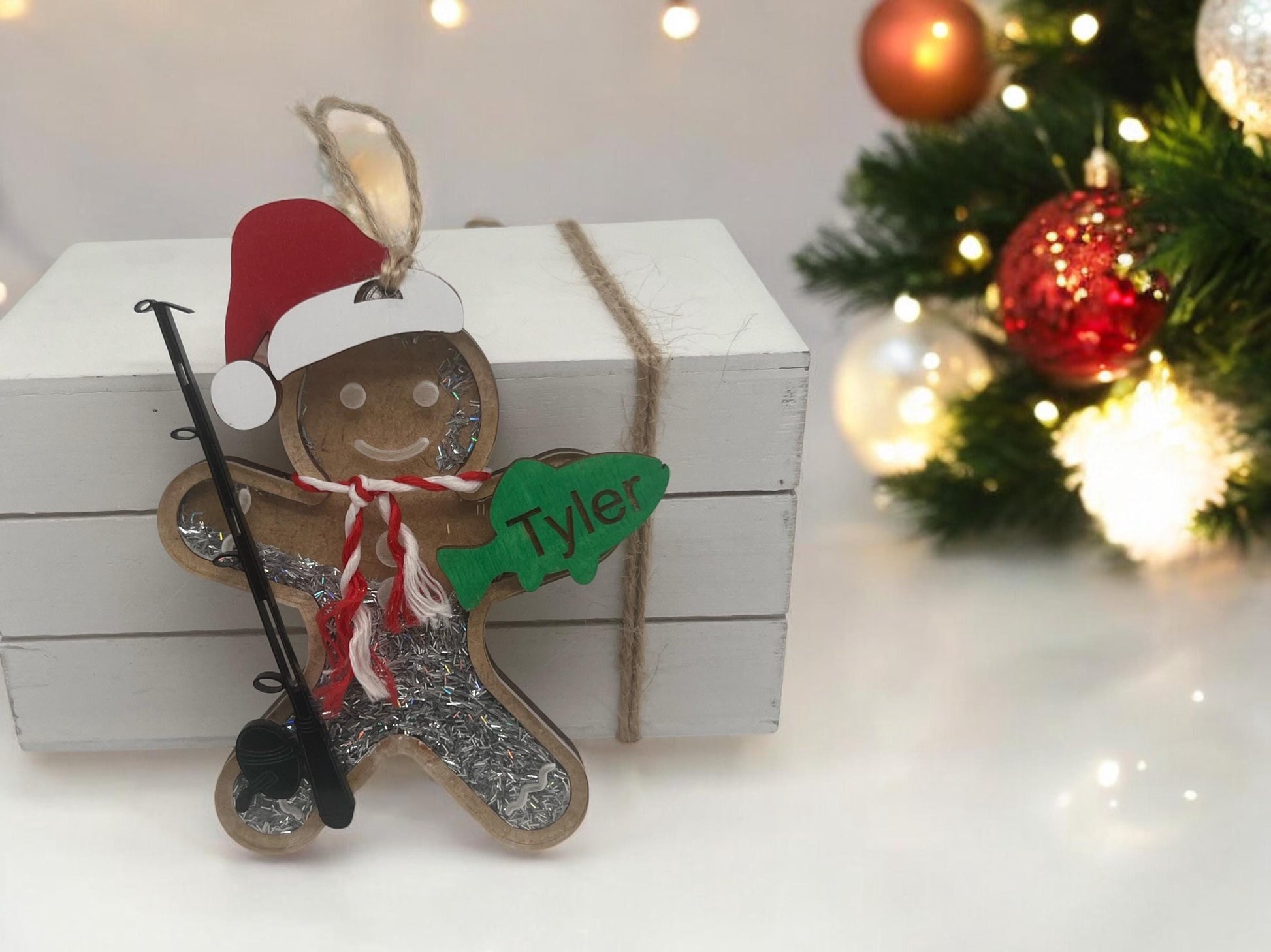 Personalized Gingerbread Fishing Ornament, Gift for her/him, Fisherman Gift, Christmas Ornament for Kids, Shaker Ornament, Sports Ornament